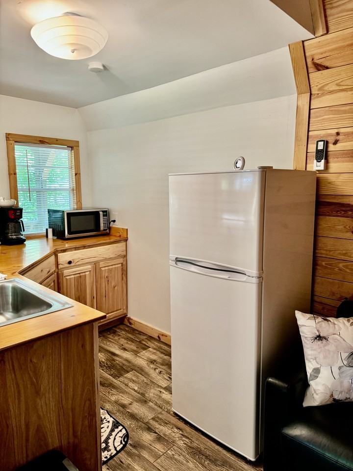 198 Barefoot Ridge Dr #BR0 - Photo 2 of 7