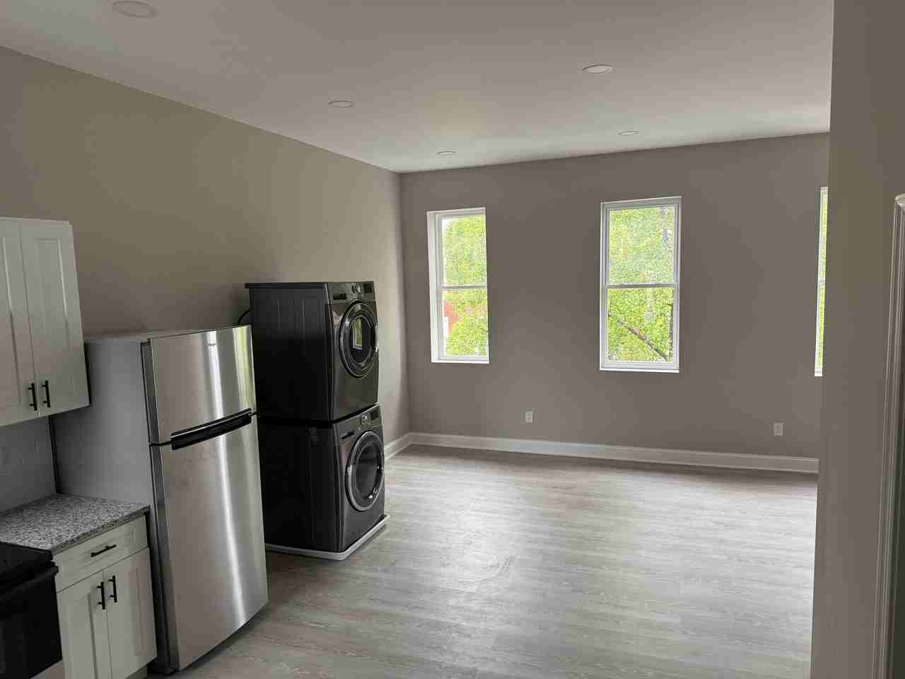 916 N Arlington Ave #3 - Photo 7 of 7