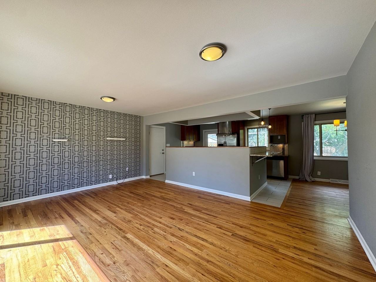 3343 W Wagon Trail Dr - Photo 2 of 28