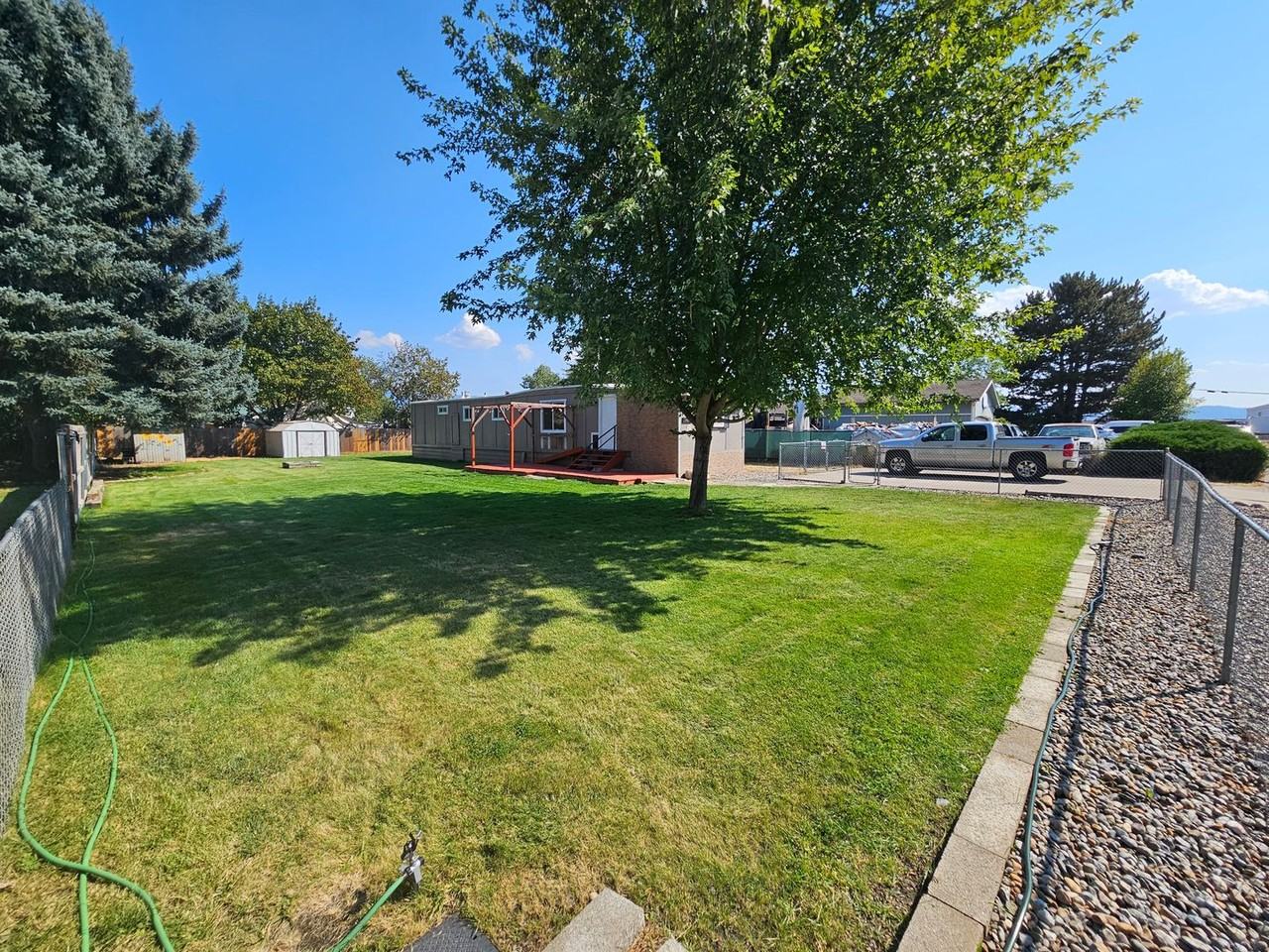 1404 N Grady Rd - Photo 2 of 15