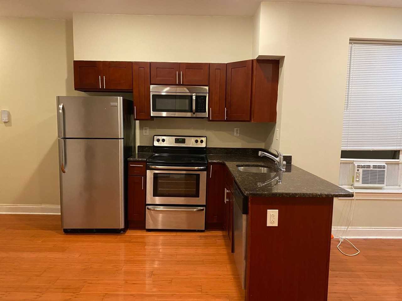 4023 Baring St - Photo 2 of 10