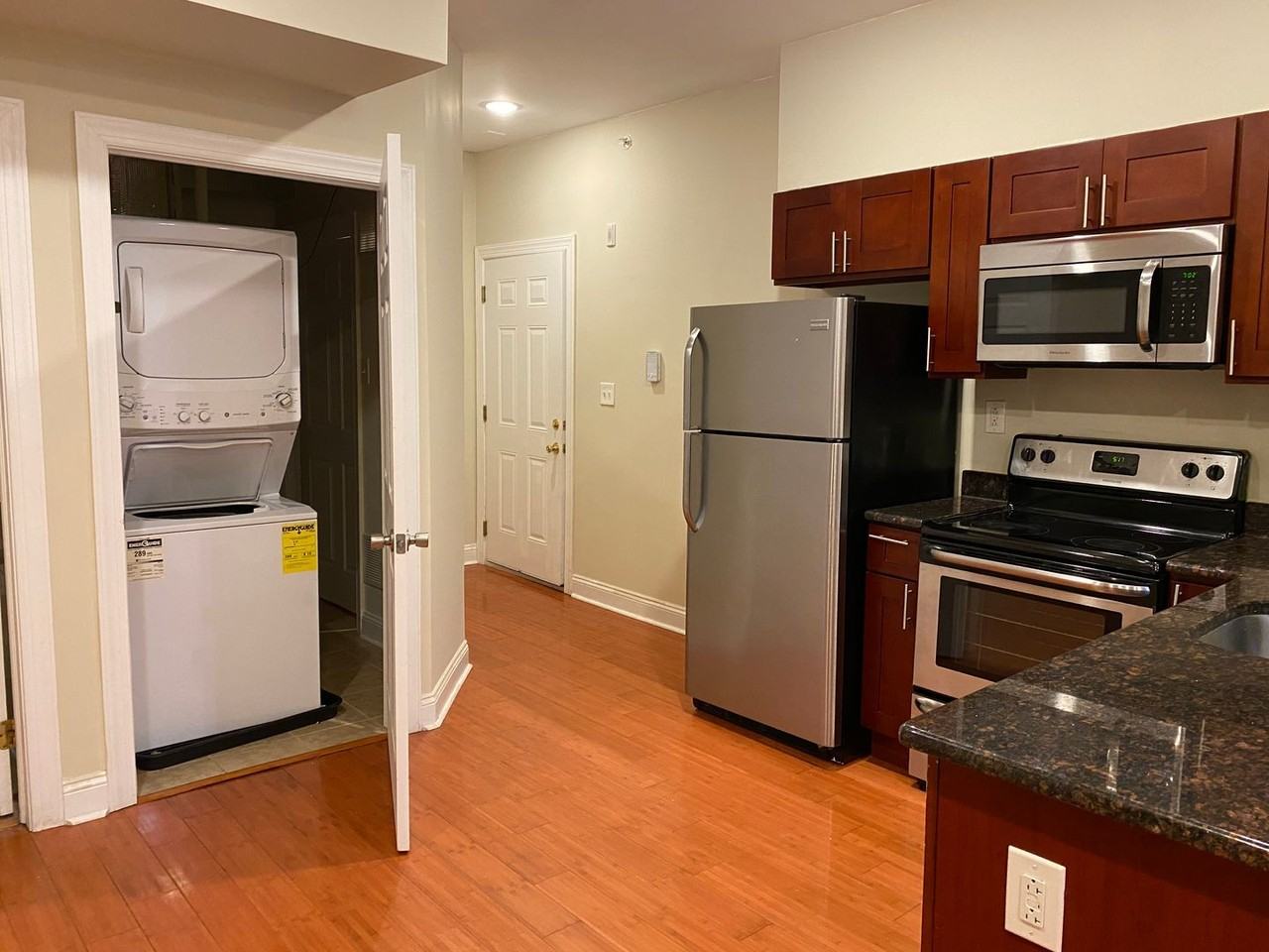 4023 Baring St - Photo 7 of 10