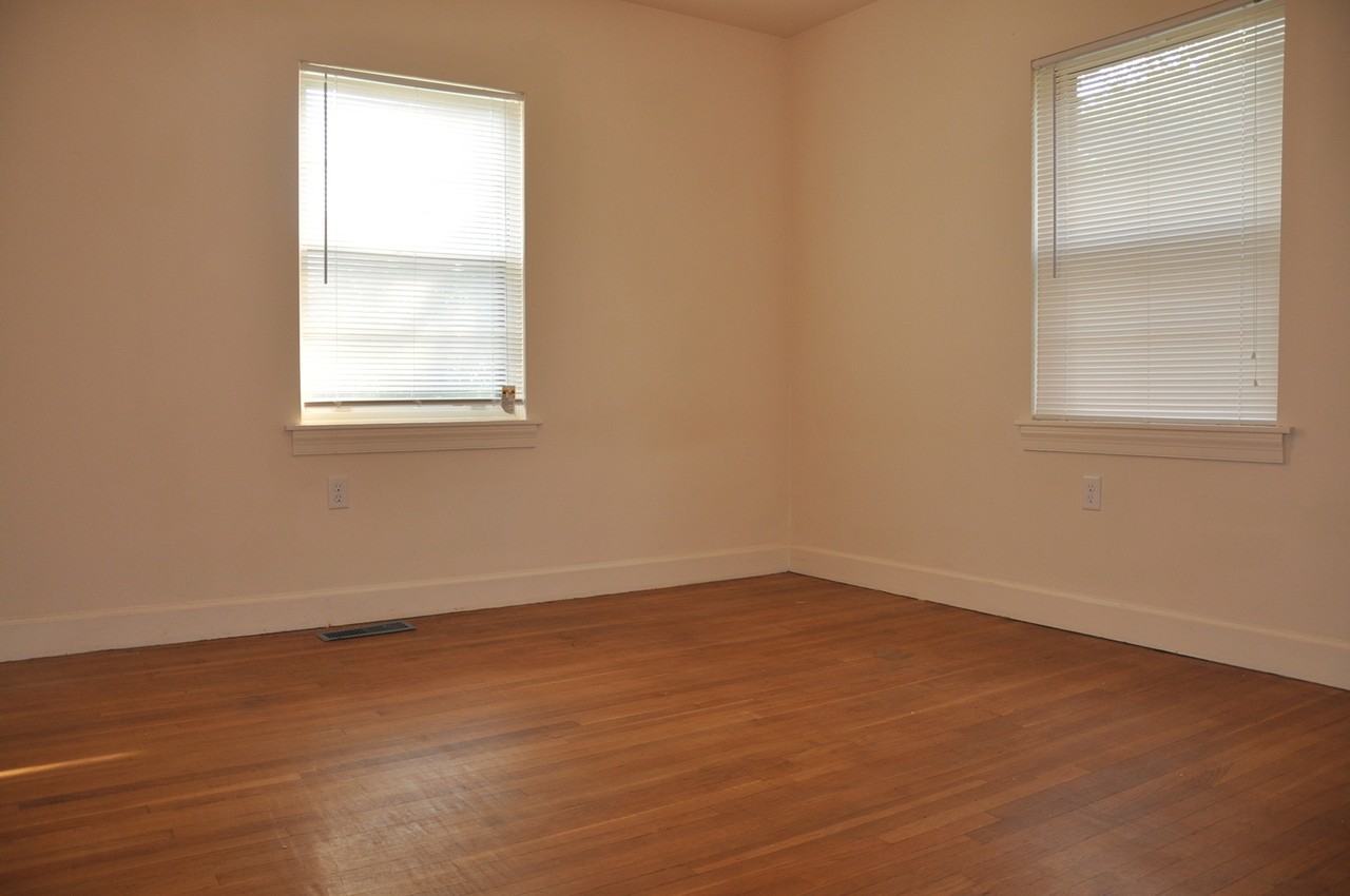 412 Pyke Rd - Photo 4 of 11