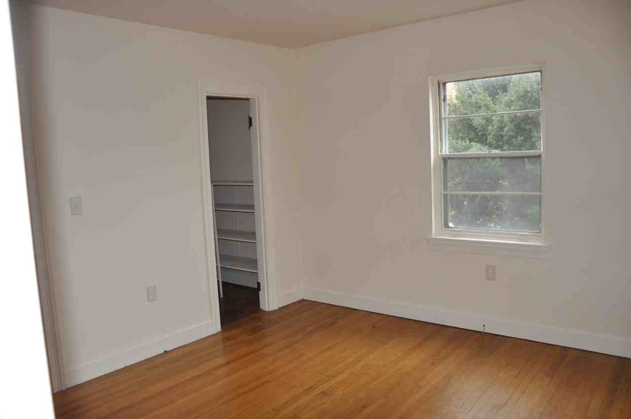 412 Pyke Rd - Photo 5 of 11