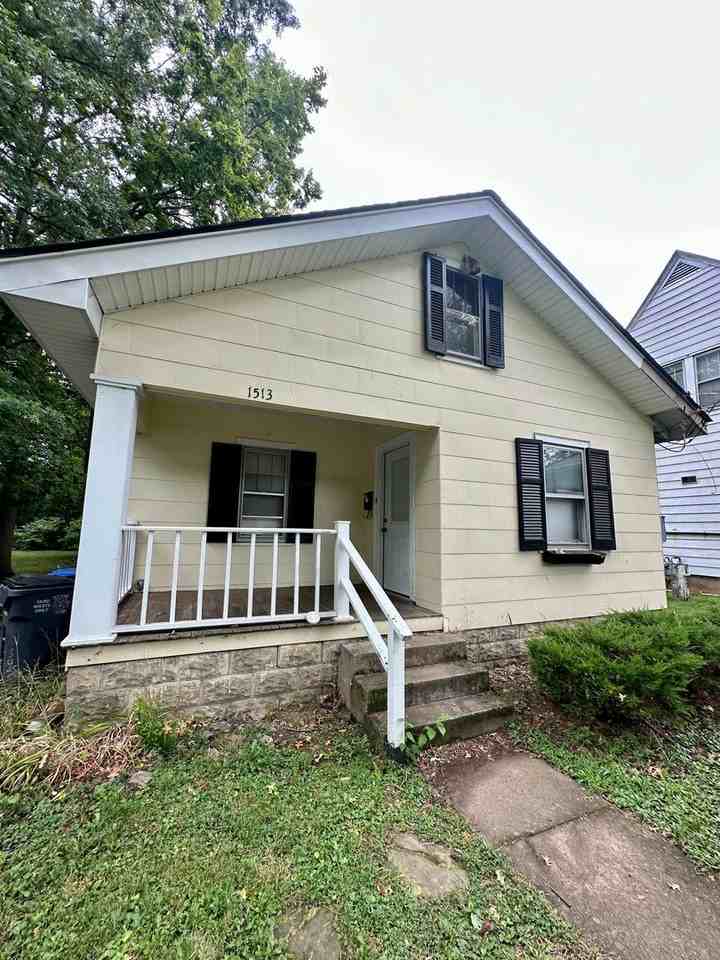 1513 Elizabeth St - Photo 2 of 18