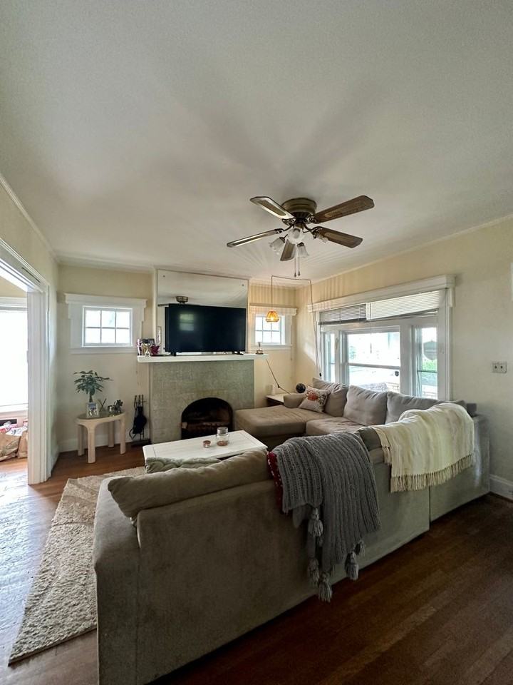 513 Pyke Rd - Photo 2 of 42