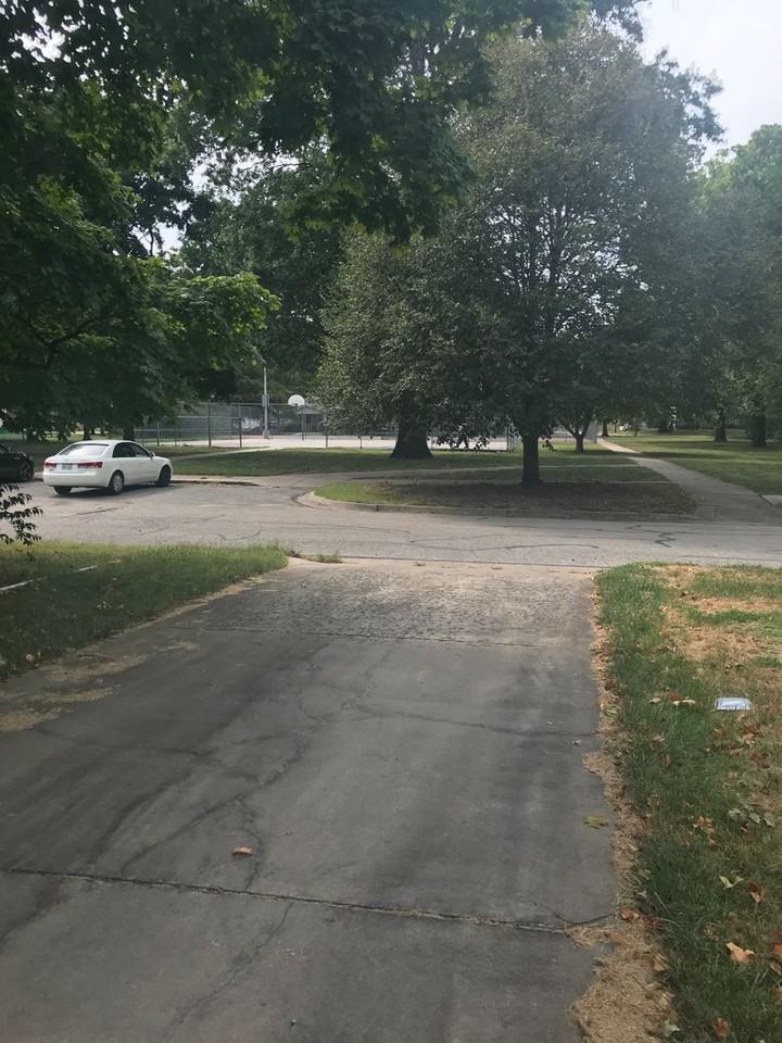 1812 Ohio St - Photo 2 of 18