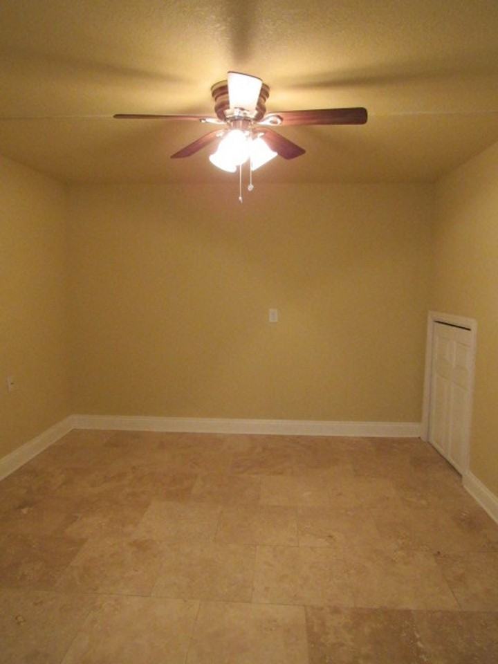 5407 Charbar Dr - Photo 3 of 13