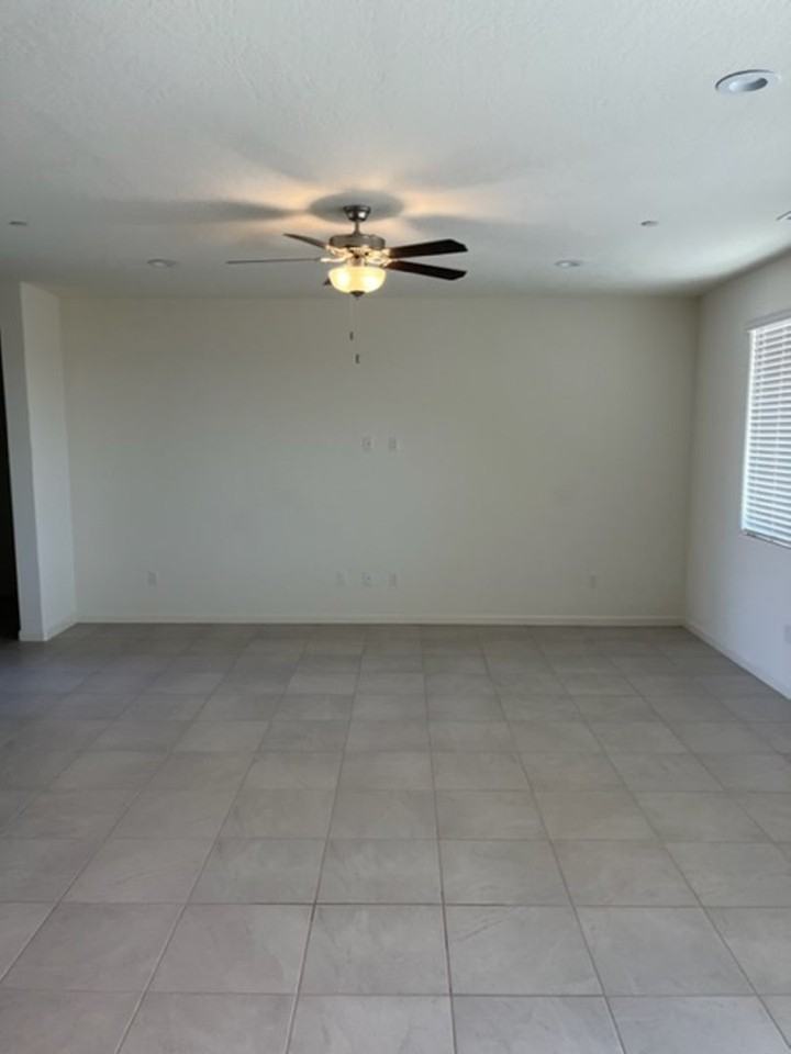2129 Cortner St - Photo 3 of 10