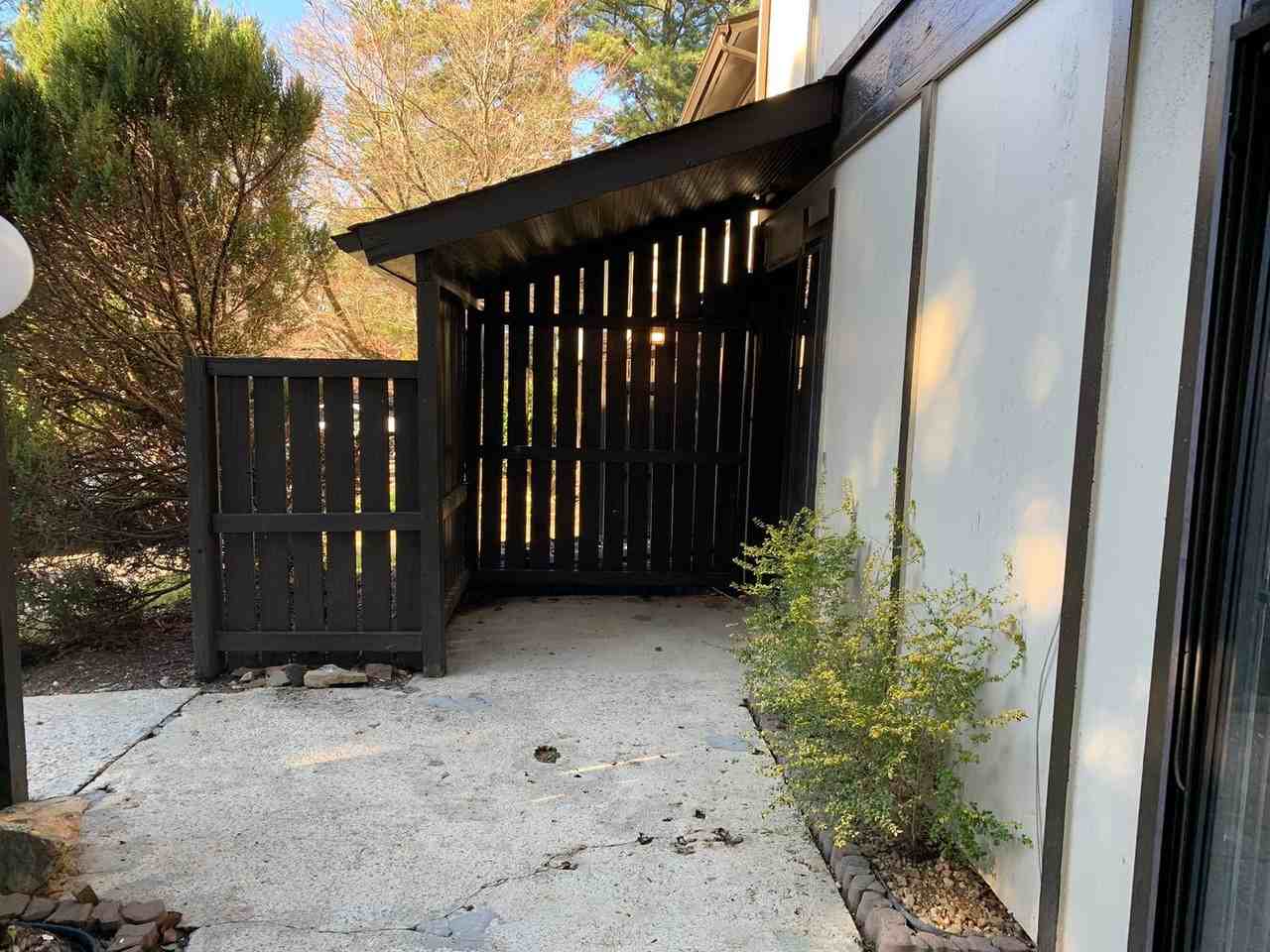 4266 Lake Ridge Dr - Photo 2 of 18