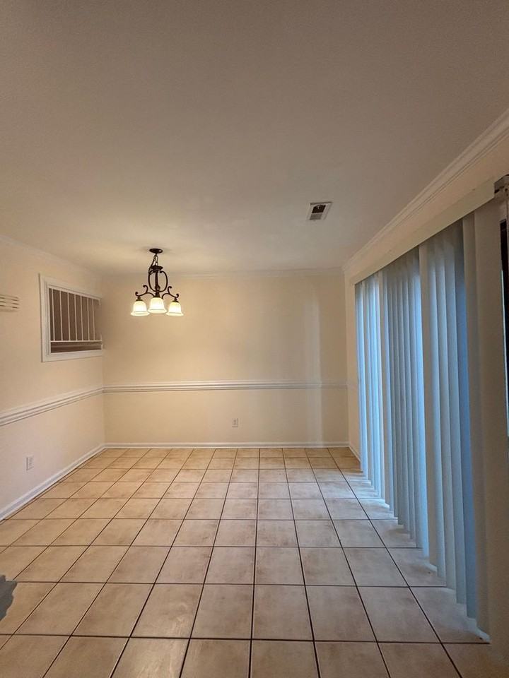 4266 Lake Ridge Dr - Photo 4 of 18