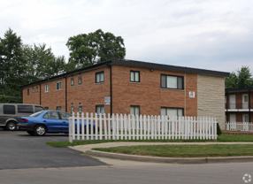 306 Wilson Ave #H - Photo 1 of 1