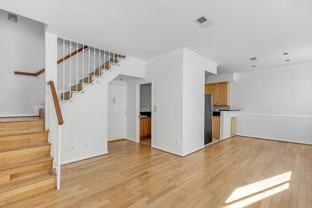 4034 Redwood Ave - Photo 1 of 1