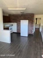 featured image of 1425 W 40th Ave