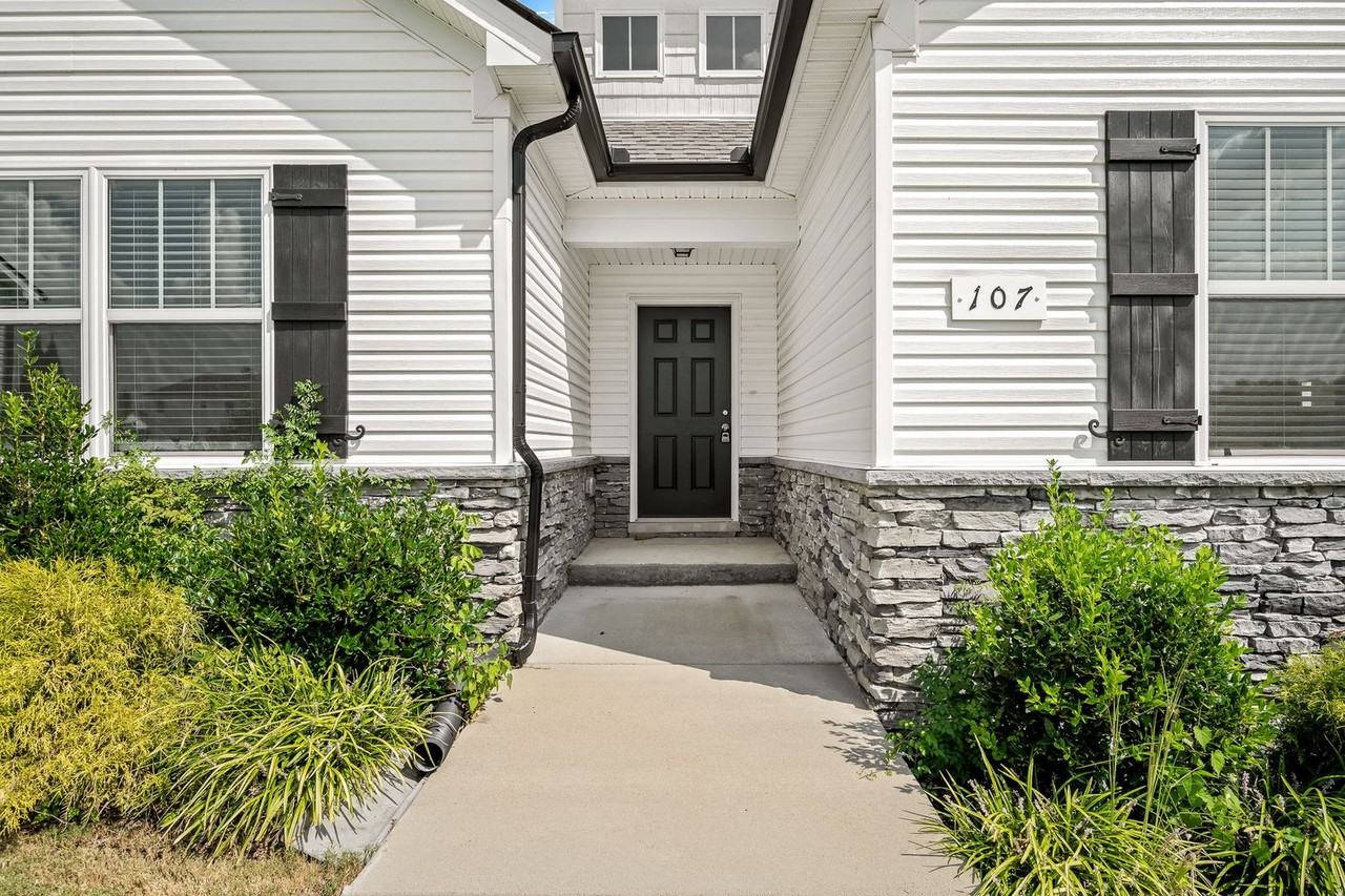 107 Curbow Ct - Photo 7 of 35