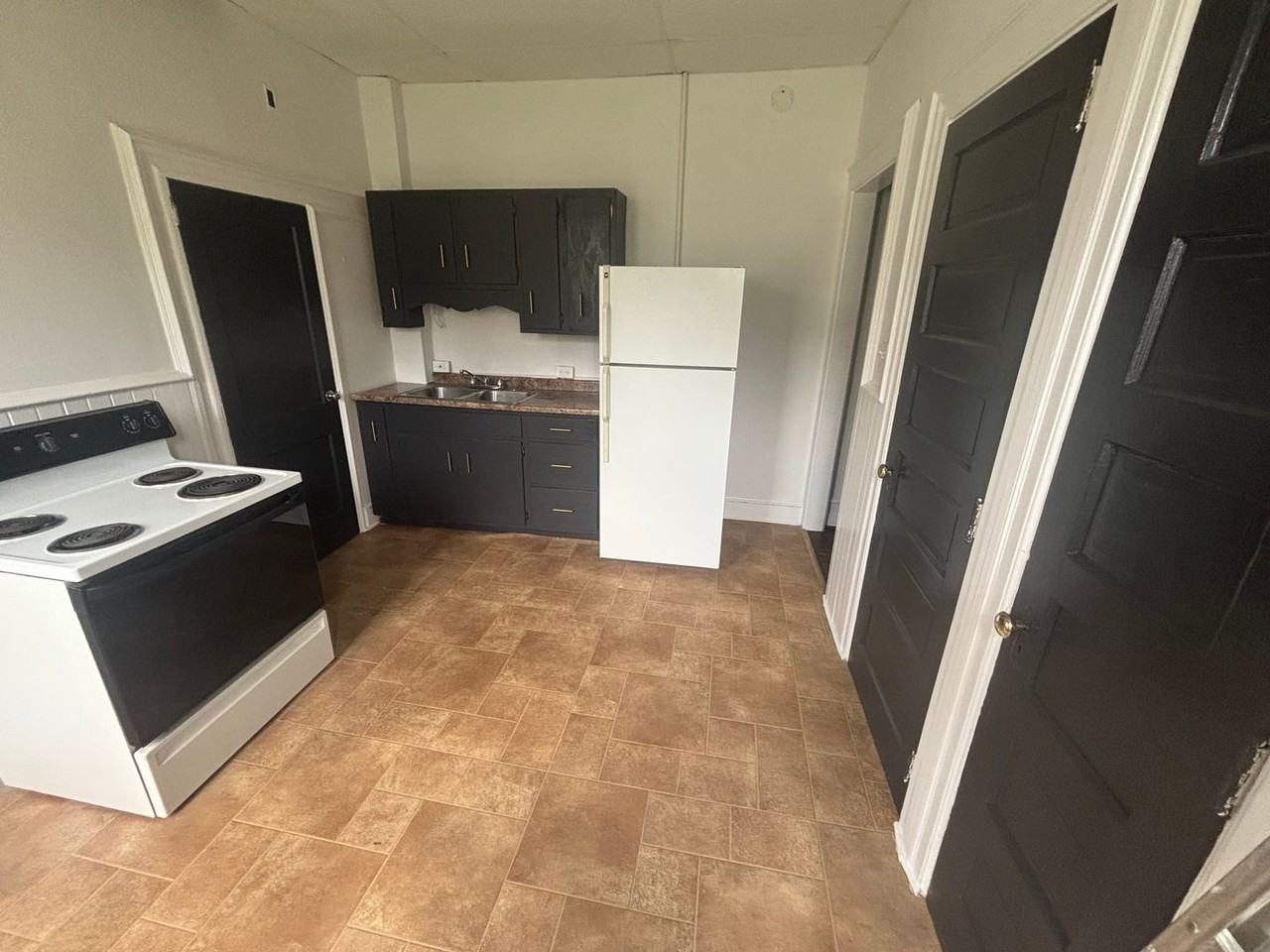 365 365 College Ave- 634 West Lemon - Photo 6 of 20