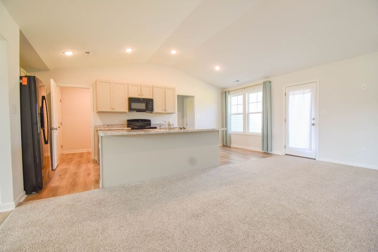 186 Calhoun St - Photo 7 of 22