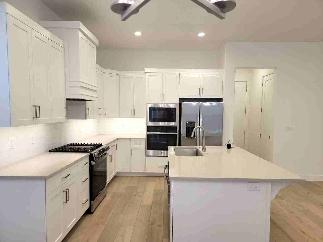 3576 S Turin Ln - Photo 5 of 13