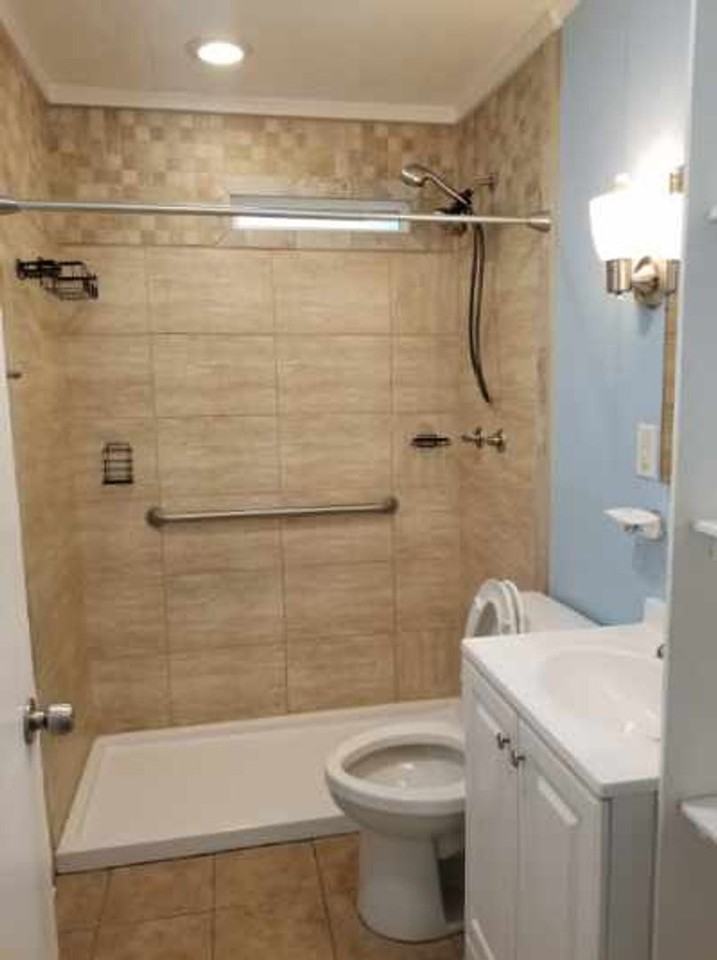 326 Hummingbird Ln - Photo 2 of 4