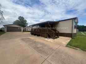 1404 E Idlewild Dr - Photo 1 of 1