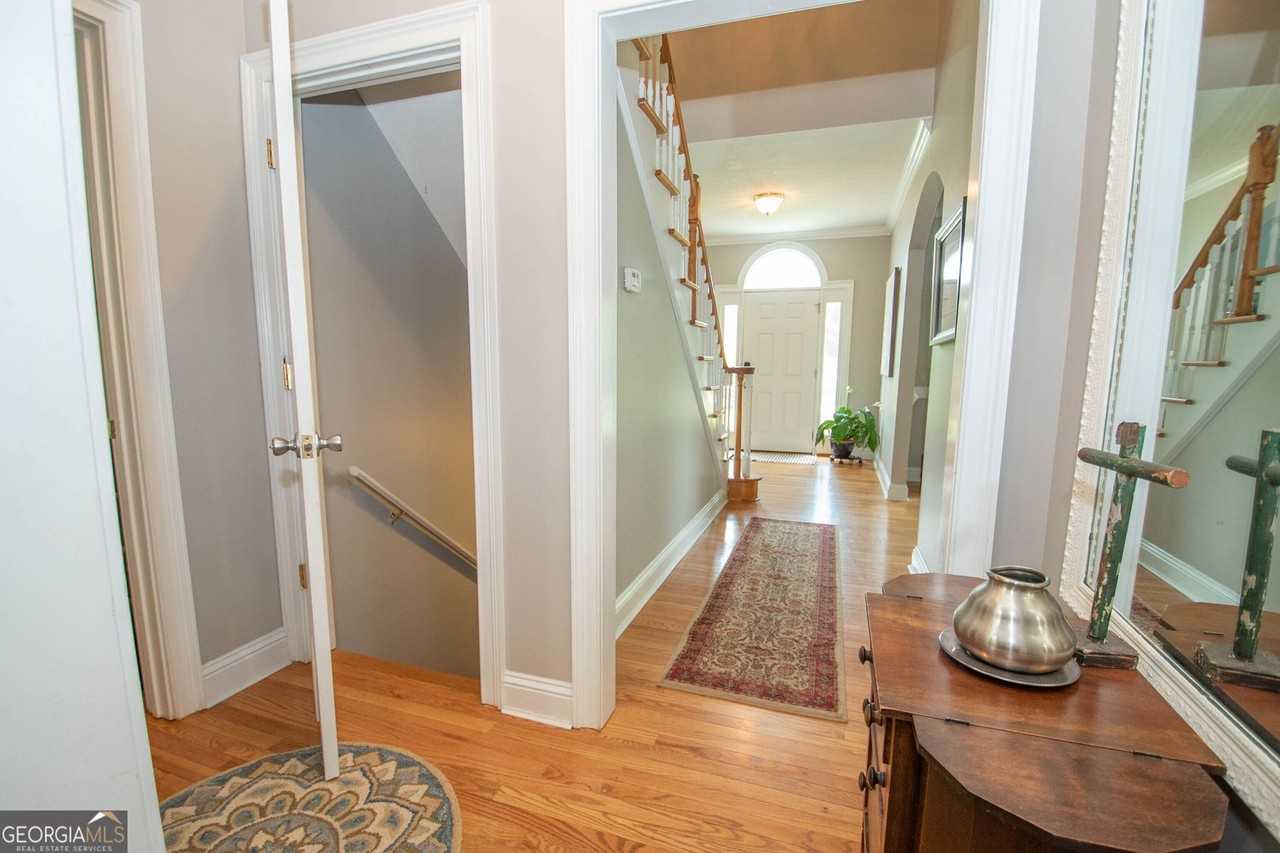 145 Hideaway Drive - Photo 4 of 45