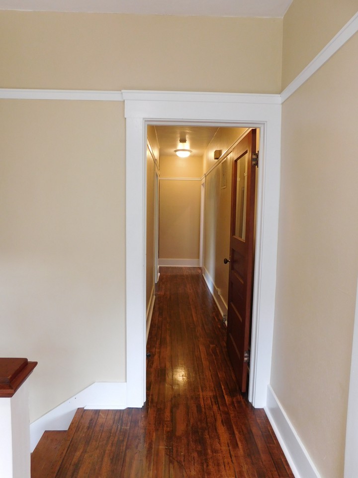 258 Commercial St - Photo 5 of 21