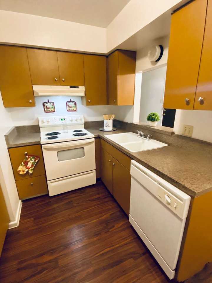 730 Howard St. - Photo 7 of 10