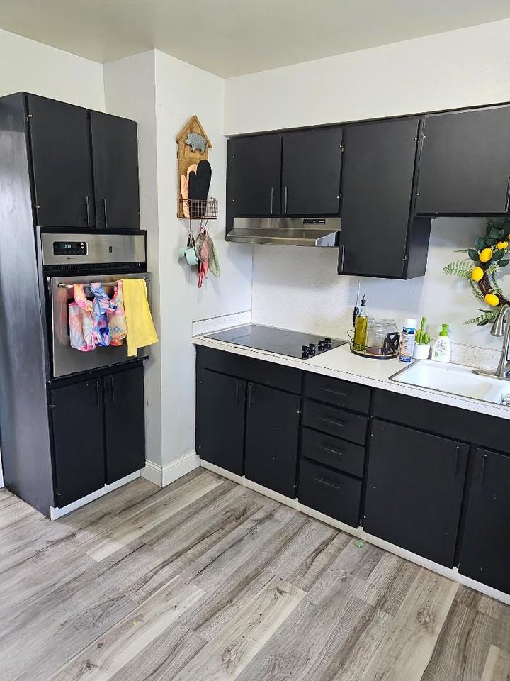 904 W Divide Ave - Photo 6 of 11