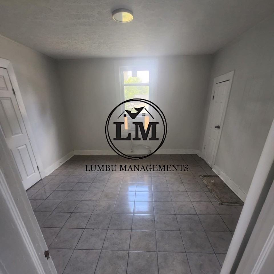 419 1st St - Photo 2 of 11