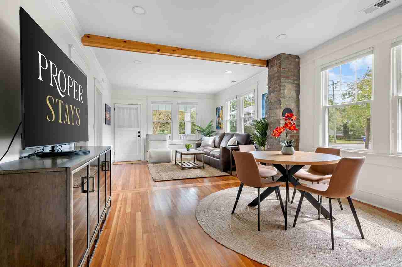 1133 King St - Photo 5 of 28