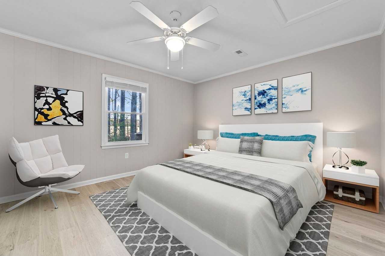 Newly Renovated Flats & Townhomes in the Heart of Angier! Pets Welcome! - Photo 6 of 37