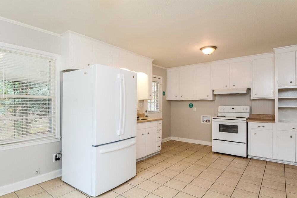 110 E Crestview Dr - Photo 7 of 16