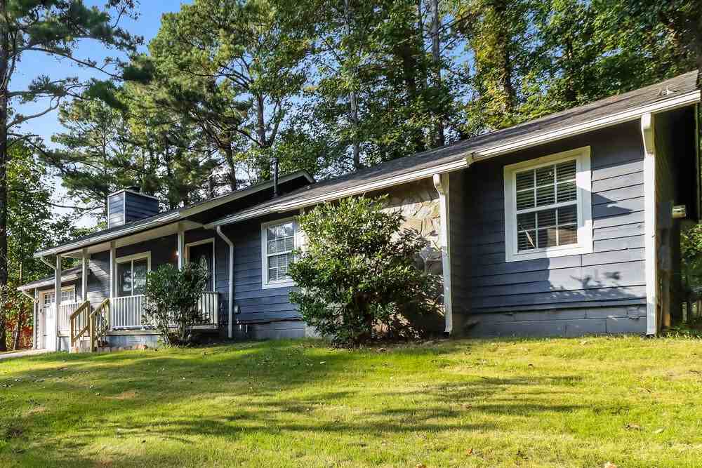 5539 Hall Circle - Photo 3 of 16