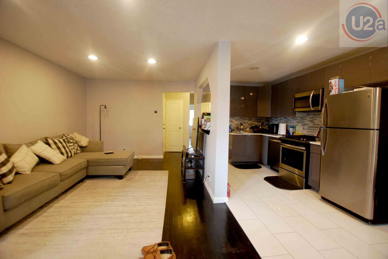 600 East 85th Street #2 - Photo 2 of 22