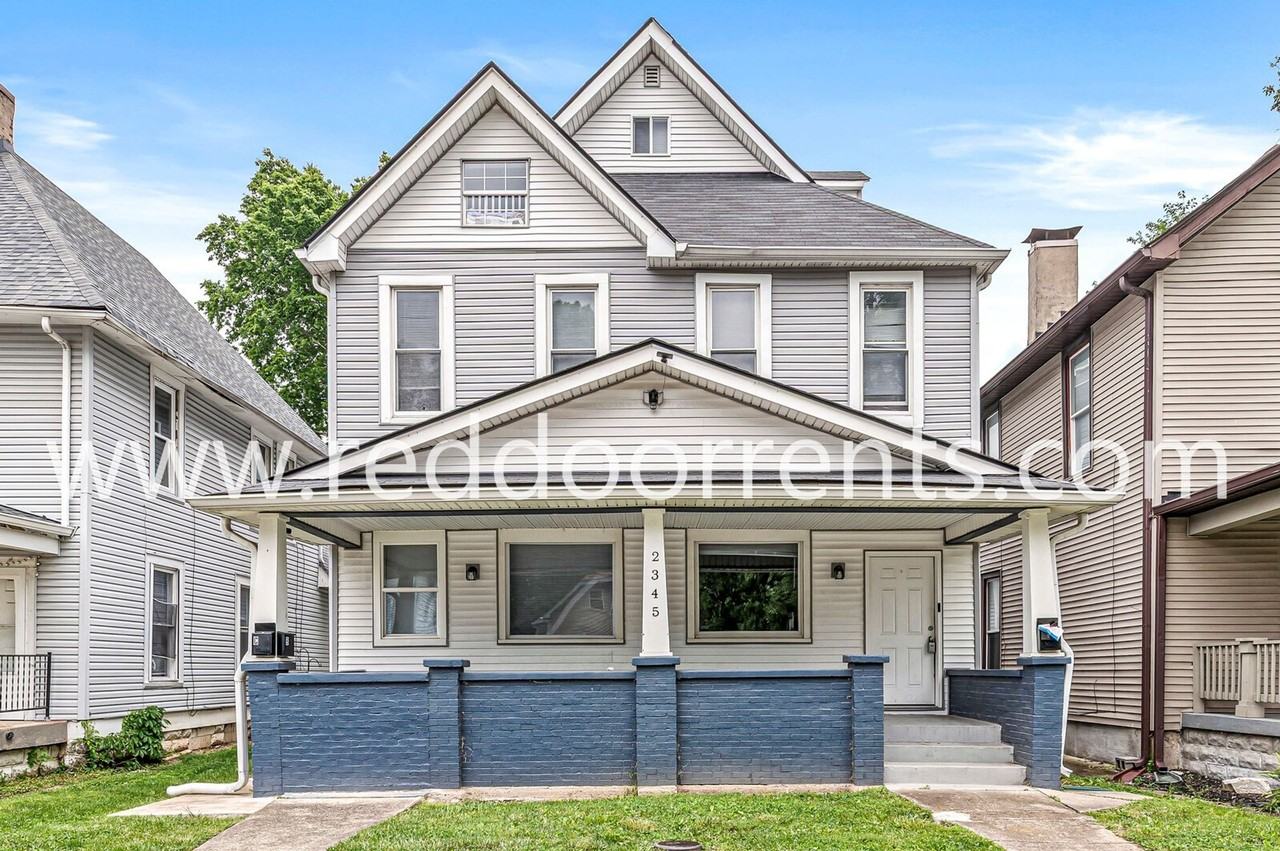 2345 Kenwood Ave - Photo 2 of 43