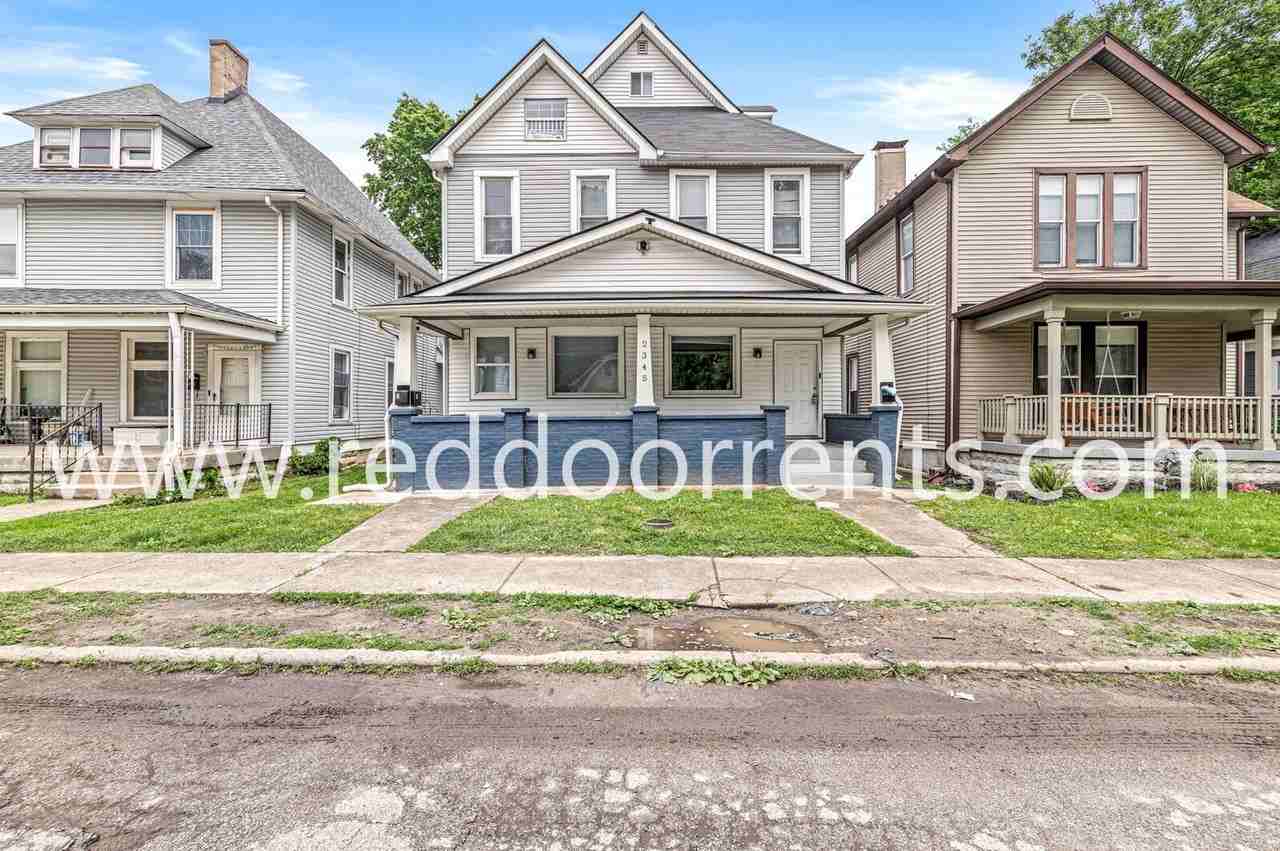 2345 Kenwood Ave - Photo 3 of 43