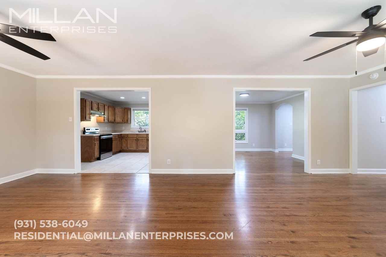 112 Stone Mountain Rd - Photo 3 of 18