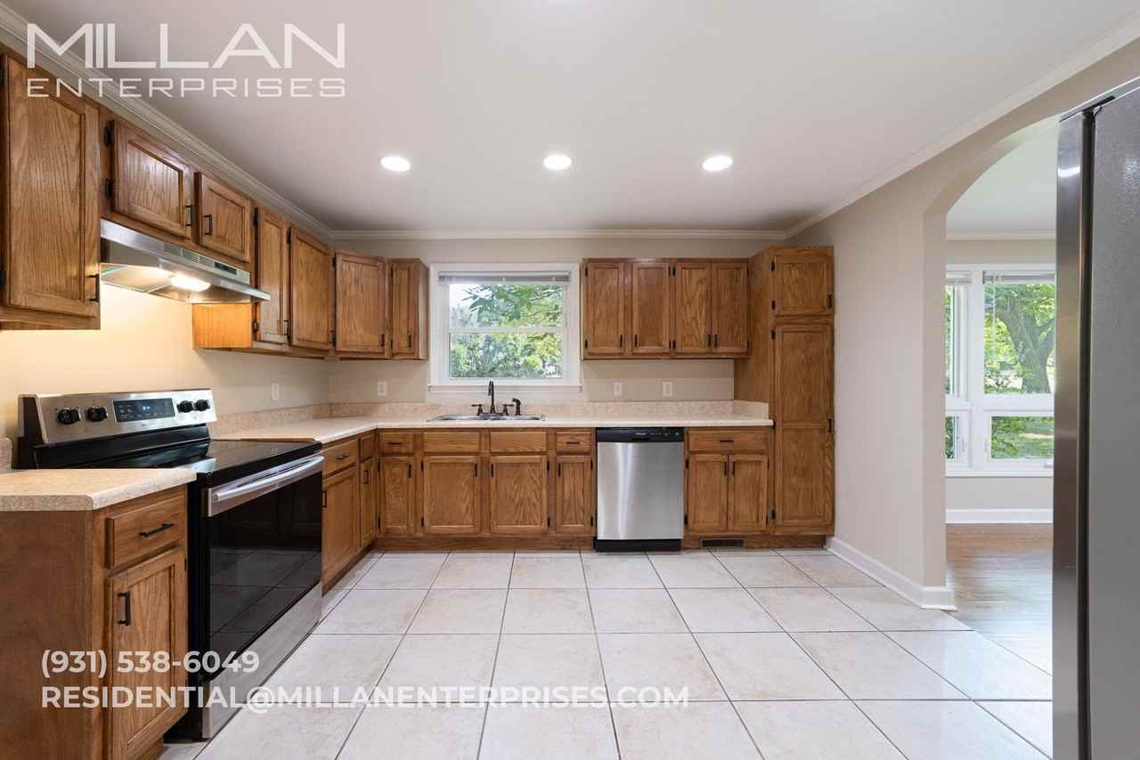 112 Stone Mountain Rd - Photo 5 of 18
