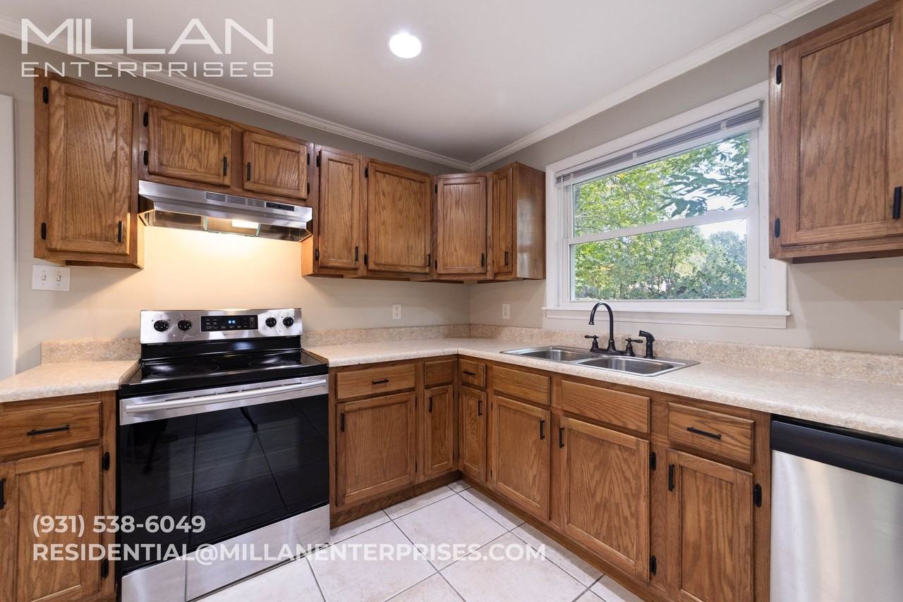 112 Stone Mountain Rd - Photo 6 of 18