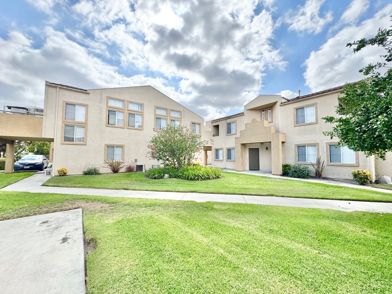 7881 1st St. - Photo 2 of 31