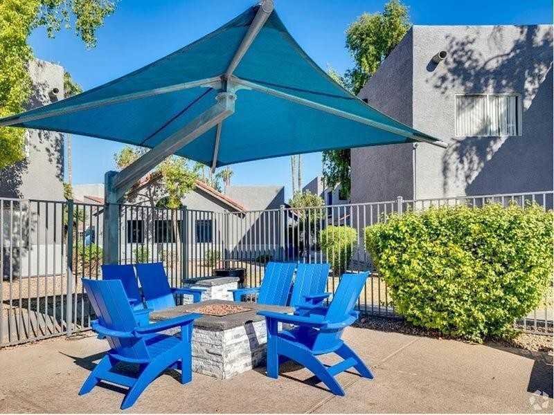 7021 West Mcdowell Road - Photo 5 of 29