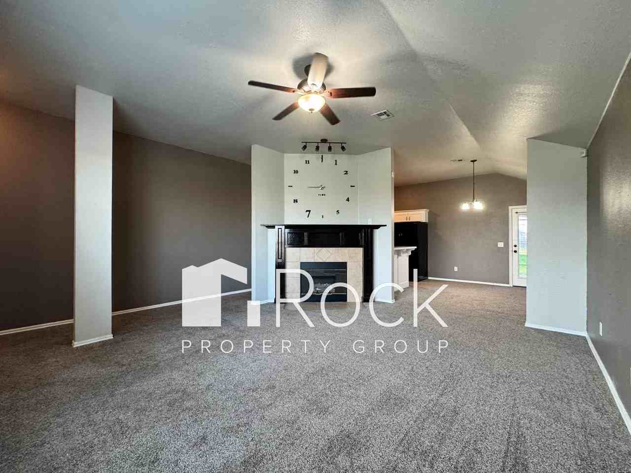 324 Sw 39th St - Photo 4 of 26