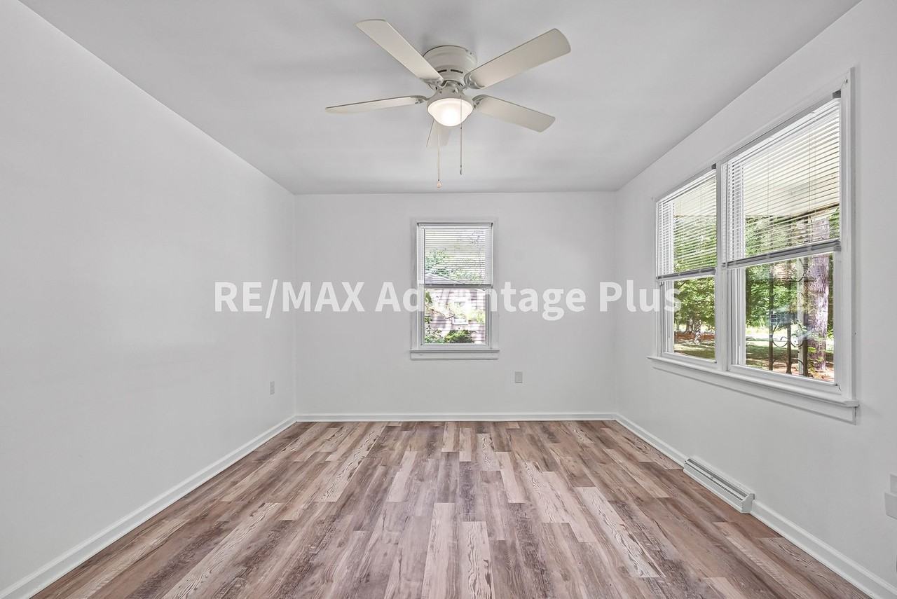 2905 Redd Shop Rd - Photo 5 of 39