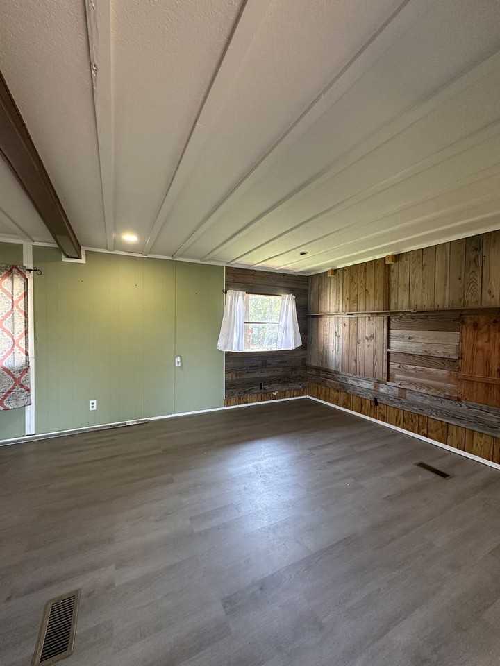 517 Hidden Oaks Rd - Photo 2 of 16