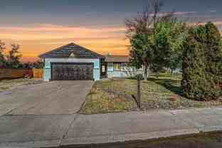 601 W Indian Creek Dr - Photo 1 of 1