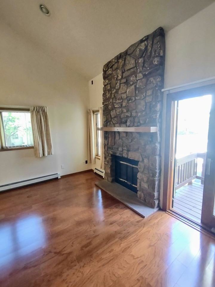 12 Los Arboles Dr - Photo 2 of 30