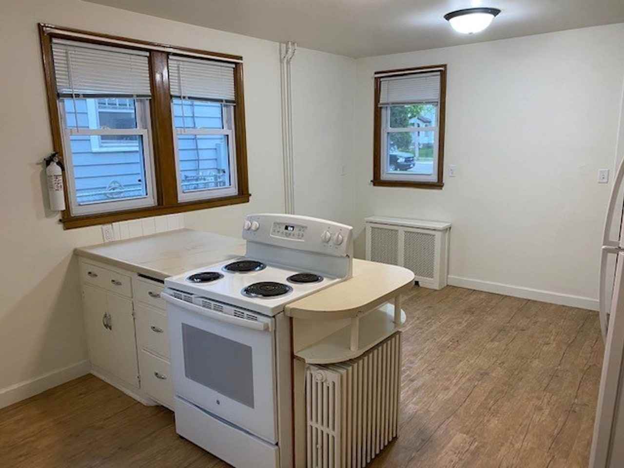 402 7th - Photo 3 of 10