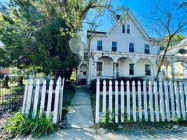 featured image of 242 E Commerce St