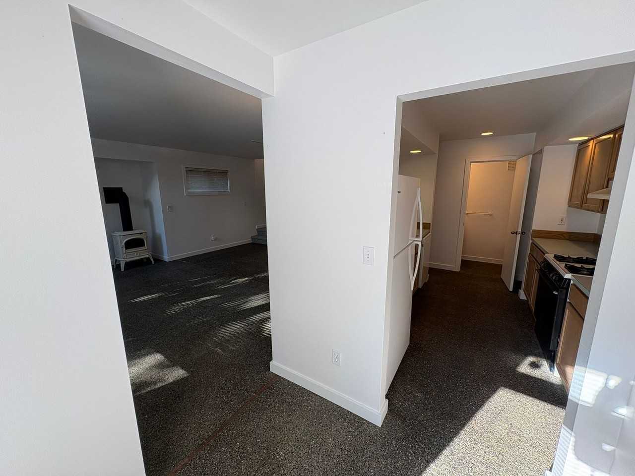 1512 14th St - Photo 4 of 19