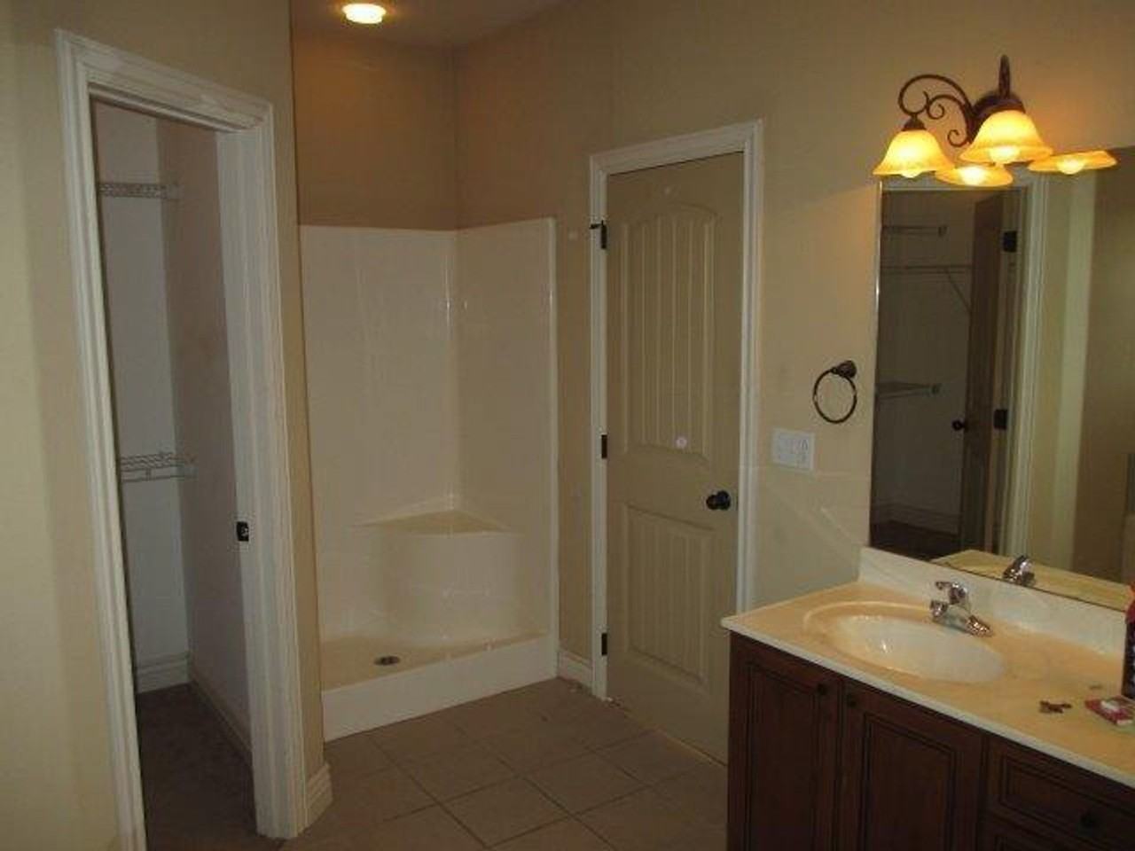 2013 N Cedarwood Ct - Photo 7 of 12